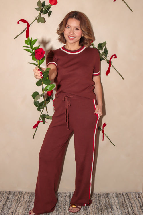 BROWN SET